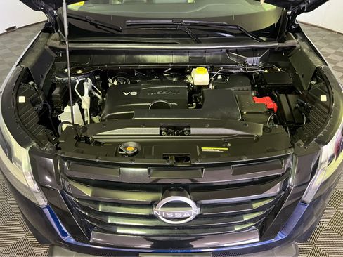 Certified 2023 Nissan Pathfinder SL w/ Black Appearance Package AWD/4WD image 29