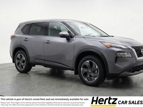Used 2025 Nissan Rogue SV AWD/4WD image 1