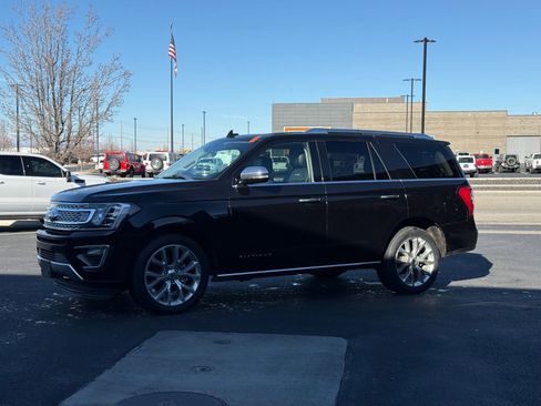 Used 2019 Ford Expedition Platinum image 5