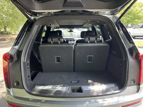 Used 2024 Cadillac XT6 Premium Luxury w/ Technology Package FWD image 8