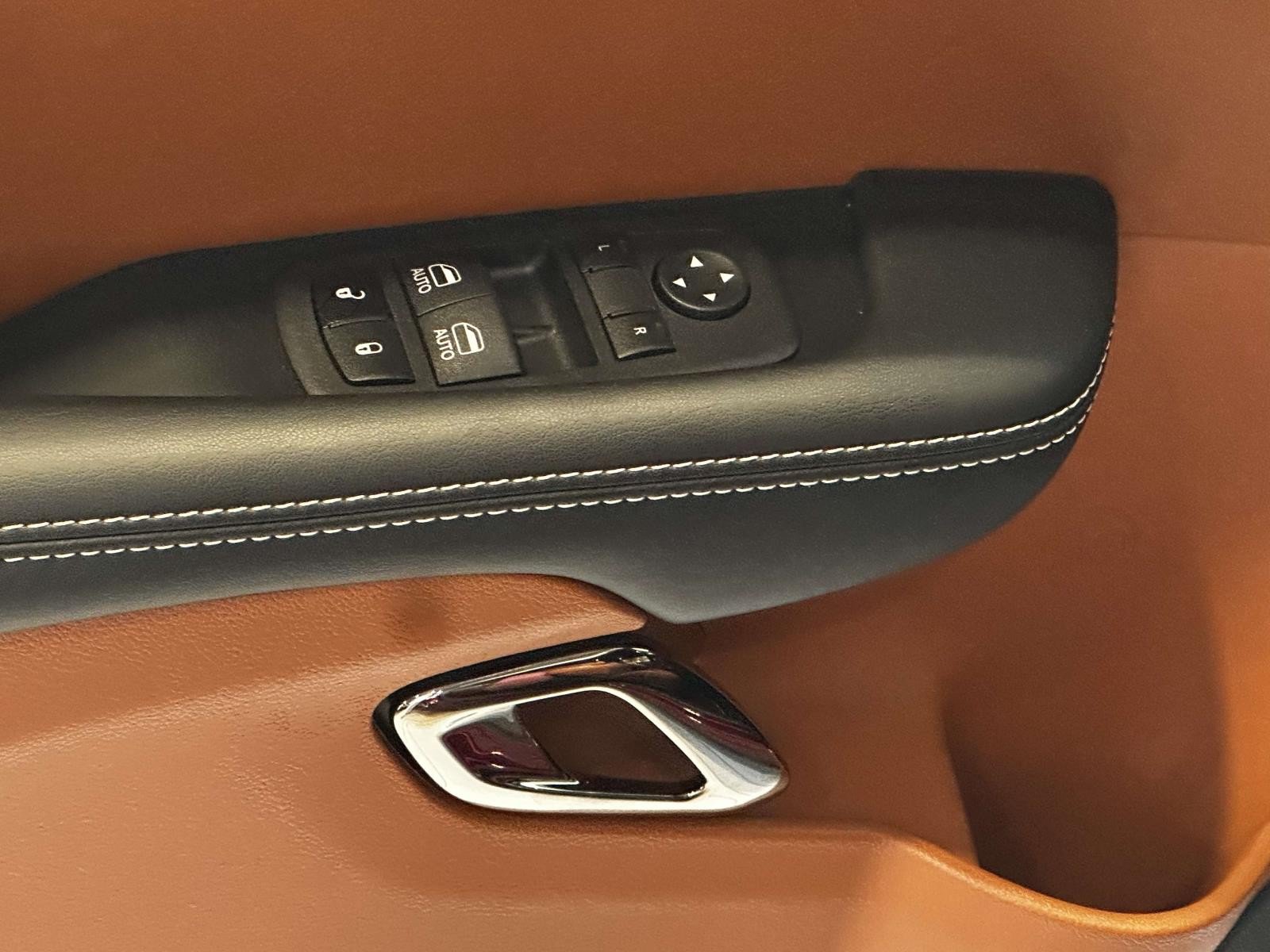 Used 2023 Dodge Challenger SRT Hellcat RWD image 14
