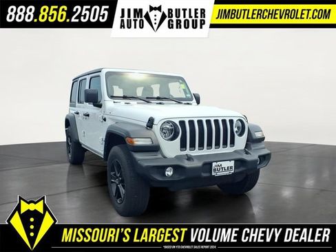 Used 2022 Jeep Wrangler Unlimited Sport AWD/4WD image 25
