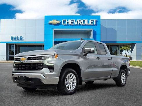 Used 2024 Chevrolet Silverado 1500 LT RWD image 7