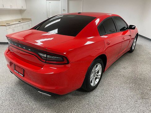 Used 2022 Dodge Charger SXT image 5