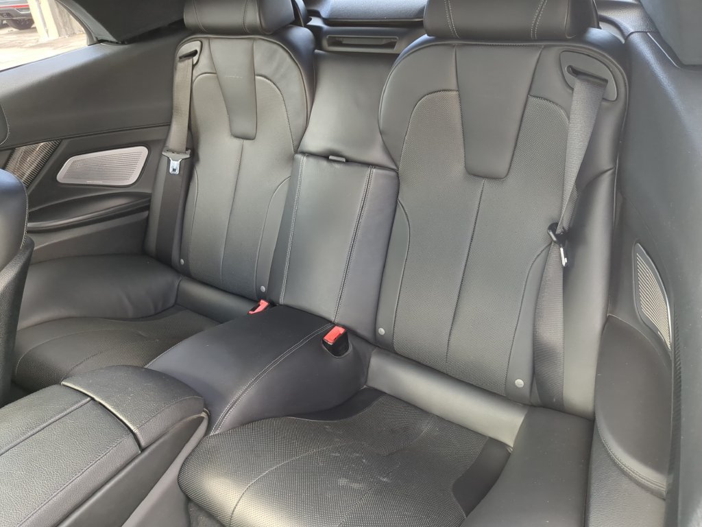 Used 2018 BMW M6 Convertible RWD image 17