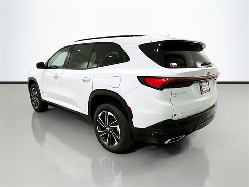 New 2026 Buick Enclave Sport Touring w/ Power Package image 5