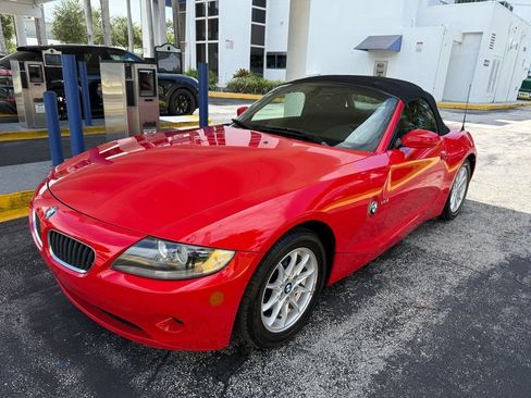 Used 2005 BMW Z4 2.5i image 18