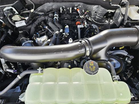 New 2025 Lincoln Navigator Reserve w/ Jet Appearance Package image 30