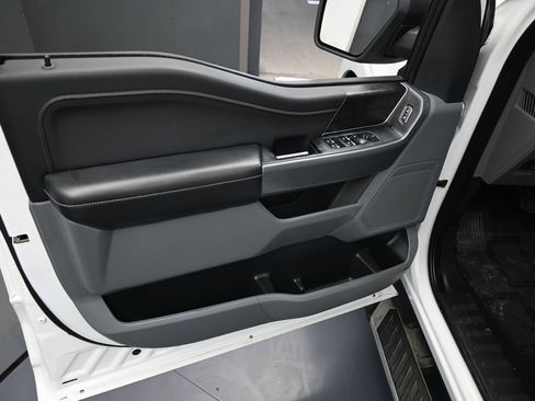 Used 2022 Ford F150 XLT w/ Equipment Group 301A Mid image 16