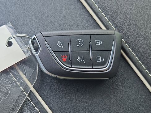 New 2026 Cadillac Escalade Platinum Sport w/ LPO, ONYX Package image 34