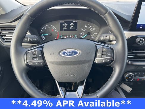 Used 2022 Ford Escape SE w/ Cold Weather Package image 18