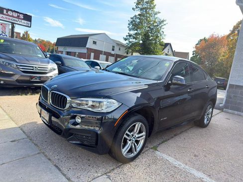 Used 2018 BMW X6 w/ Sports Activity Package image 3