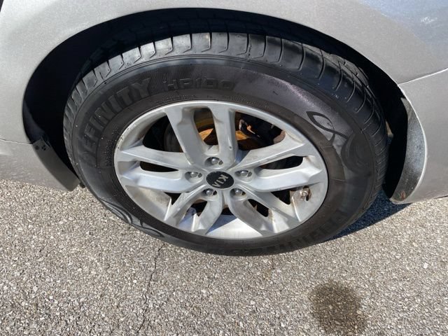 Used 2011 Kia Optima LX FWD image 30