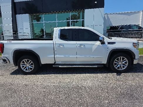 Used 2019 GMC Sierra 1500 SLT w/ SLT Premium Package AWD/4WD image 4