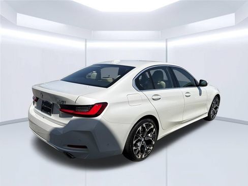 Used 2025 BMW 330i Sedan RWD image 7