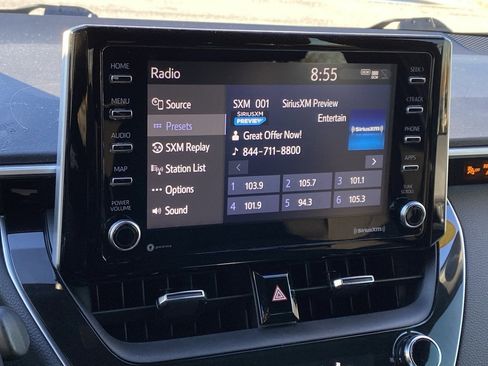 Used 2021 Toyota Corolla SE image 17