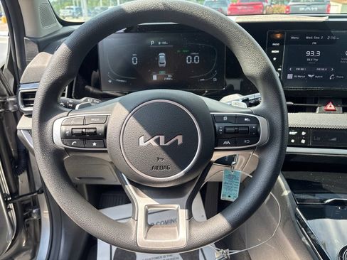 Used 2023 Kia Sportage LX AWD/4WD image 15