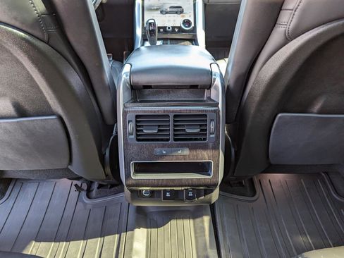 Used 2019 Land Rover Range Rover Sport Supercharged image 40
