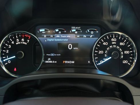 Used 2018 Ford F150 Lariat image 19