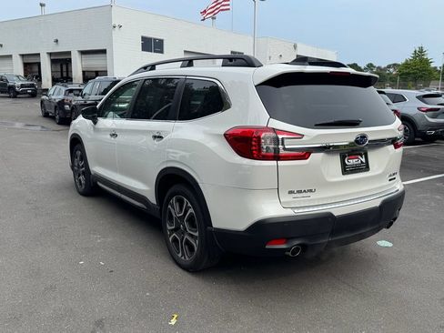 Used 2024 Subaru Ascent Touring AWD/4WD image 6
