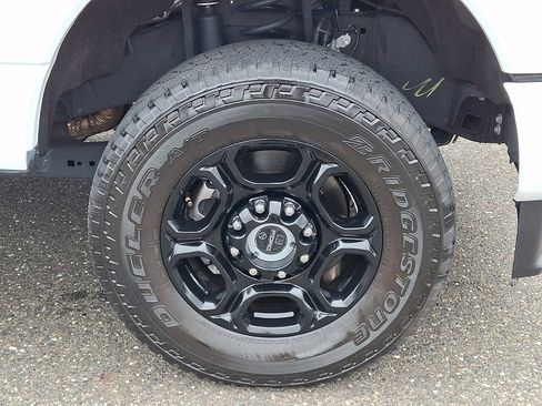 Certified 2024 Ford F250 XL w/ STX Appearance Package AWD/4WD image 8