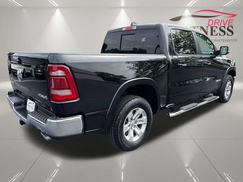 Used 2022 RAM 1500 Laramie AWD/4WD image 9