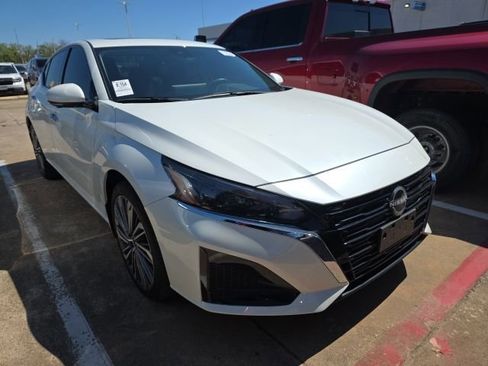 Used 2024 Nissan Altima 2.5 SL image 7