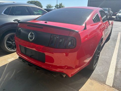 Used 2013 Ford Mustang GT Premium RWD image 5