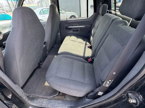 Used 2001 Ford Explorer Sport Trac 4x4 image 7