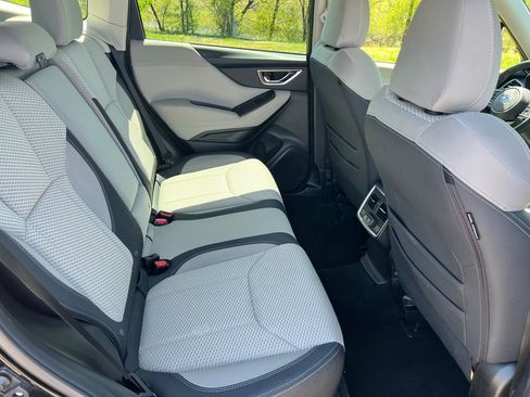 Used 2021 Subaru Forester Premium image 25