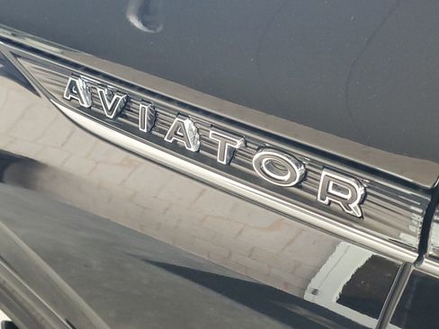 New 2026 Lincoln Aviator Black Label w/ Dynamic Handling Package AWD/4WD image 7
