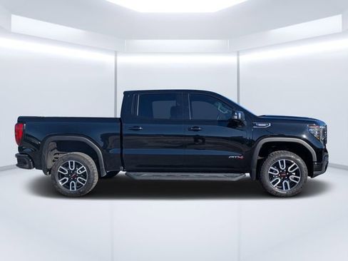Used 2023 GMC Sierra 1500 AT4 w/ AT4 Premium Package image 2