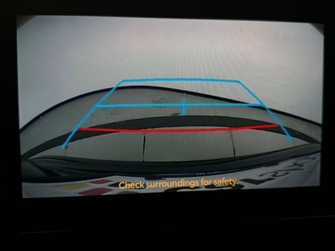 Used 2025 Toyota Corolla SE image 15