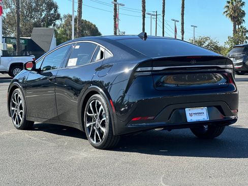 New 2026 Toyota Prius Plug-In Hybrid image 3