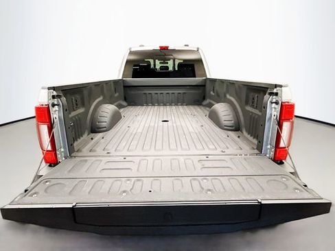 Used 2022 Ford F350 Platinum AWD/4WD image 26