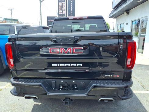 Used 2024 GMC Sierra 1500 AT4 w/ Technology Package AWD/4WD image 7