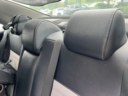 Used 2014 Toyota Camry SE FWD image 10