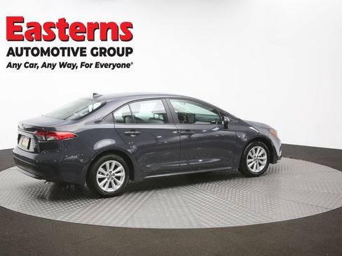 Used 2026 Toyota Corolla LE w/ LE Premium Package FWD image 42