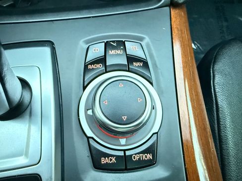 Used 2011 BMW X6 xDrive35i image 32