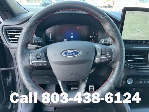 Used 2024 Ford Escape ST-Line w/ Tech Pack #1 FWD image 18