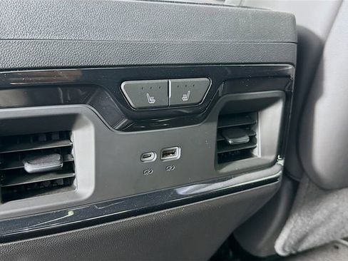 Used 2022 GMC Sierra 1500 AT4X image 27