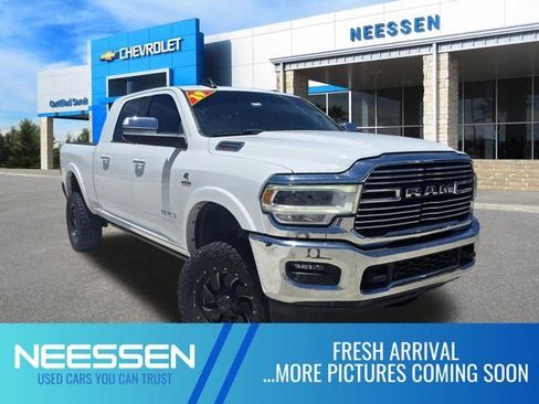 Used 2019 RAM 2500 Laramie AWD/4WD image 1