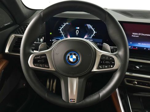 Used 2024 BMW X5 xDrive50e w/ Executive Package AWD/4WD image 20