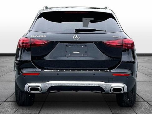 New 2026 Mercedes-Benz GLA 250 4MATIC image 5