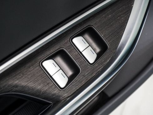 Used 2023 Lucid Air Pure AWD/4WD image 19