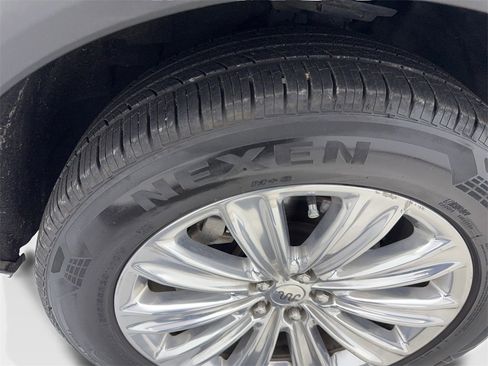 Used 2021 Ford Explorer King Ranch w/ Premium Technology Package image 88