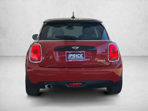 Used 2018 MINI Cooper 2-Door Hardtop FWD image 6