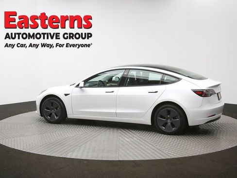 Used 2023 Tesla Model 3 Standard Range image 85