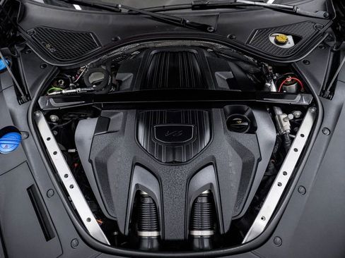 Certified 2023 Porsche Panamera 4 Platinum Edition image 29