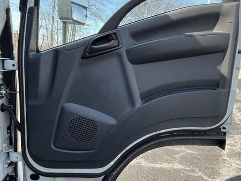 New 2024 Chevrolet Low Cab Forward image 23